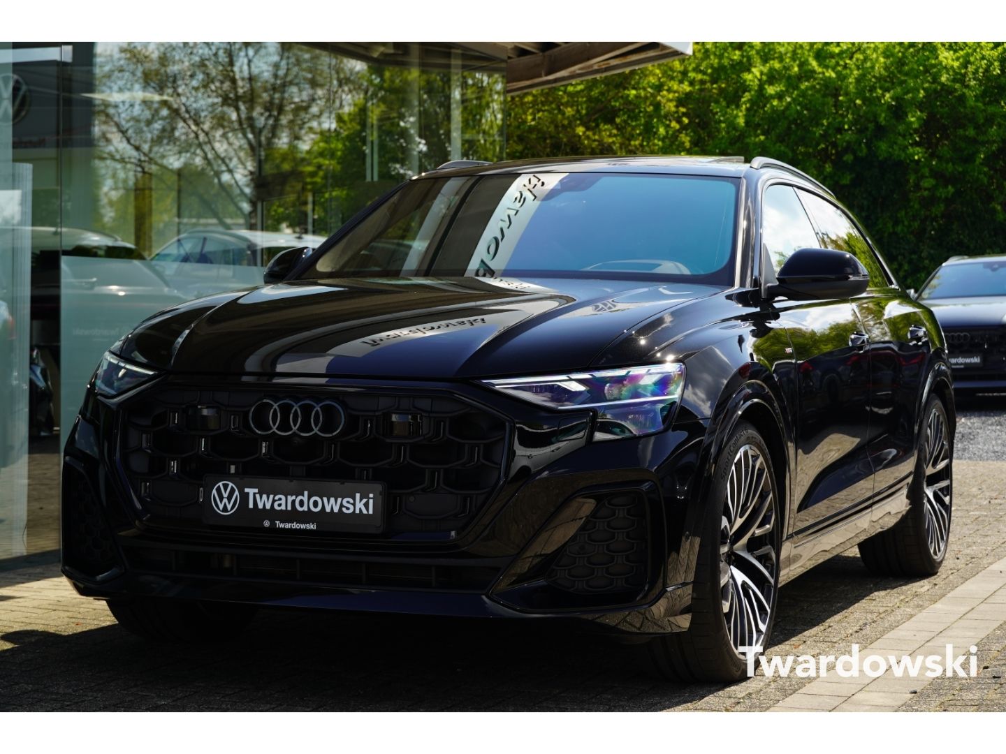 Audi Q8 50 TDI S line Pano Hud Matrix 23'' B&O AHK 36