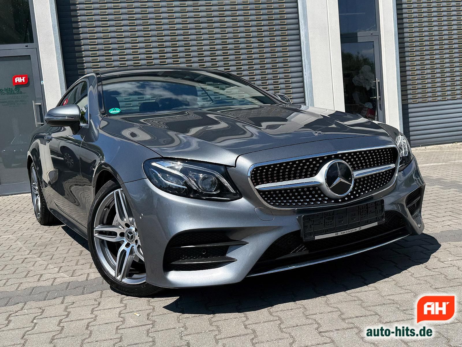 Mercedes-Benz E 220 Coupe AMG Line - Samsaru's Car Outlet