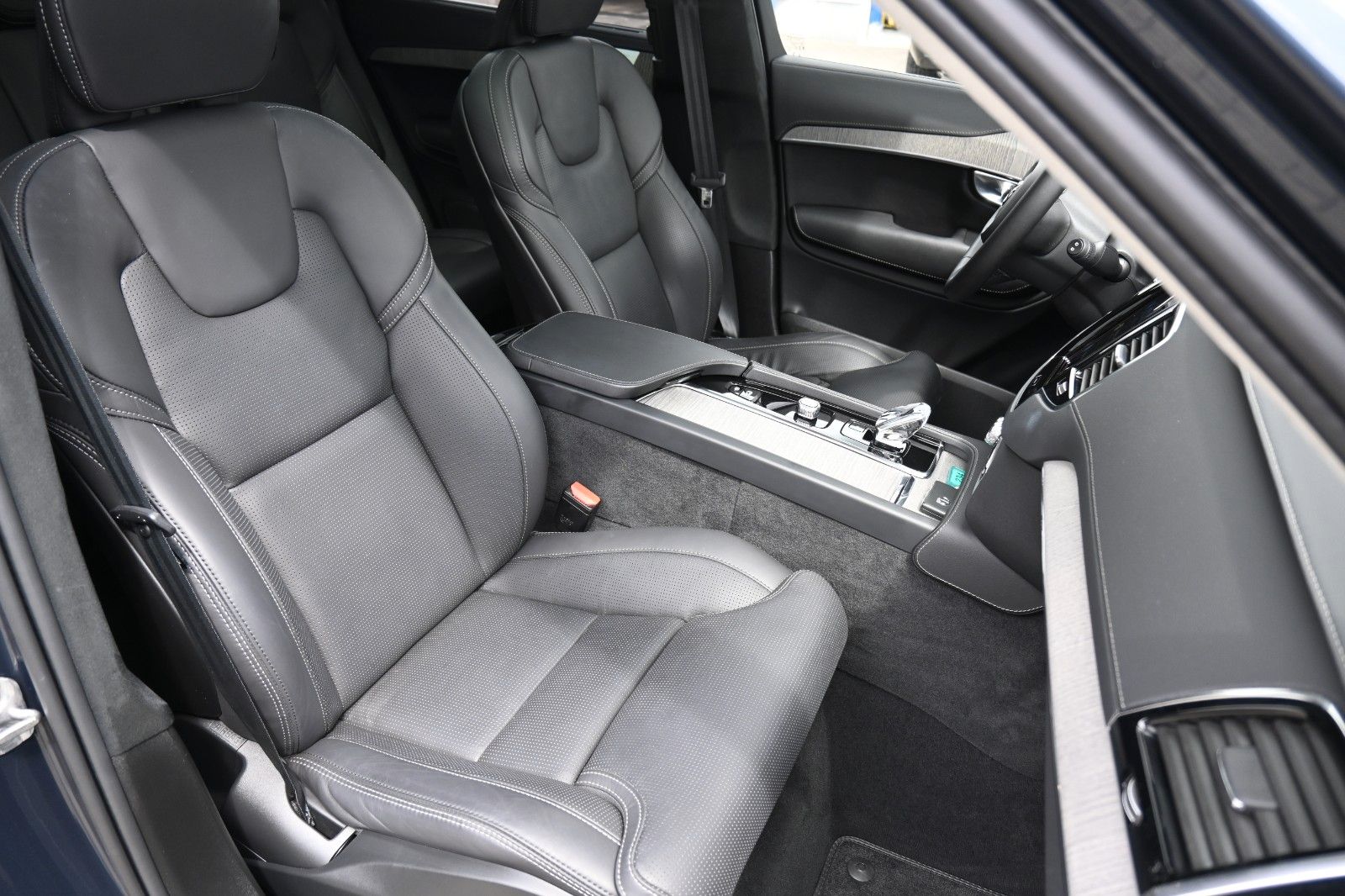 Volvo XC90 T8 Ultimate Bright PHEV *AHK*MASS*B&W*LUFT*