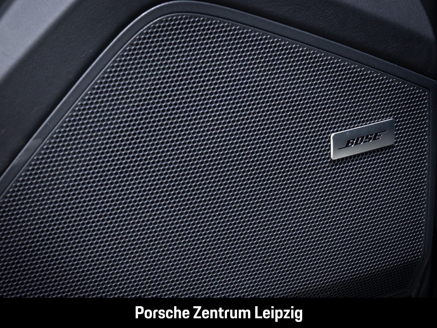Porsche Cayenne E-Hybrid Sportabgas HeadUp Massage ACC