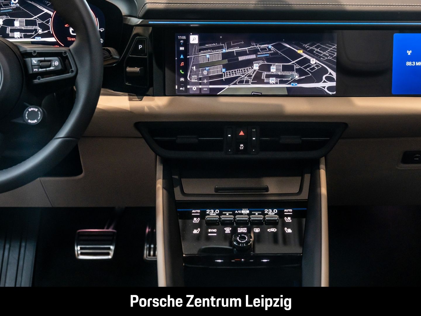 Porsche Macan 4S FnW-Goldbronzemetallic Massage AR-HeadU
