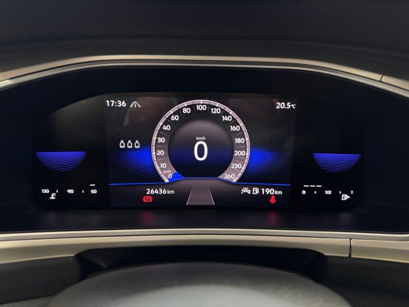 Volkswagen T-Roc 1.5 TSI Move - Samsaru's Car Outlet