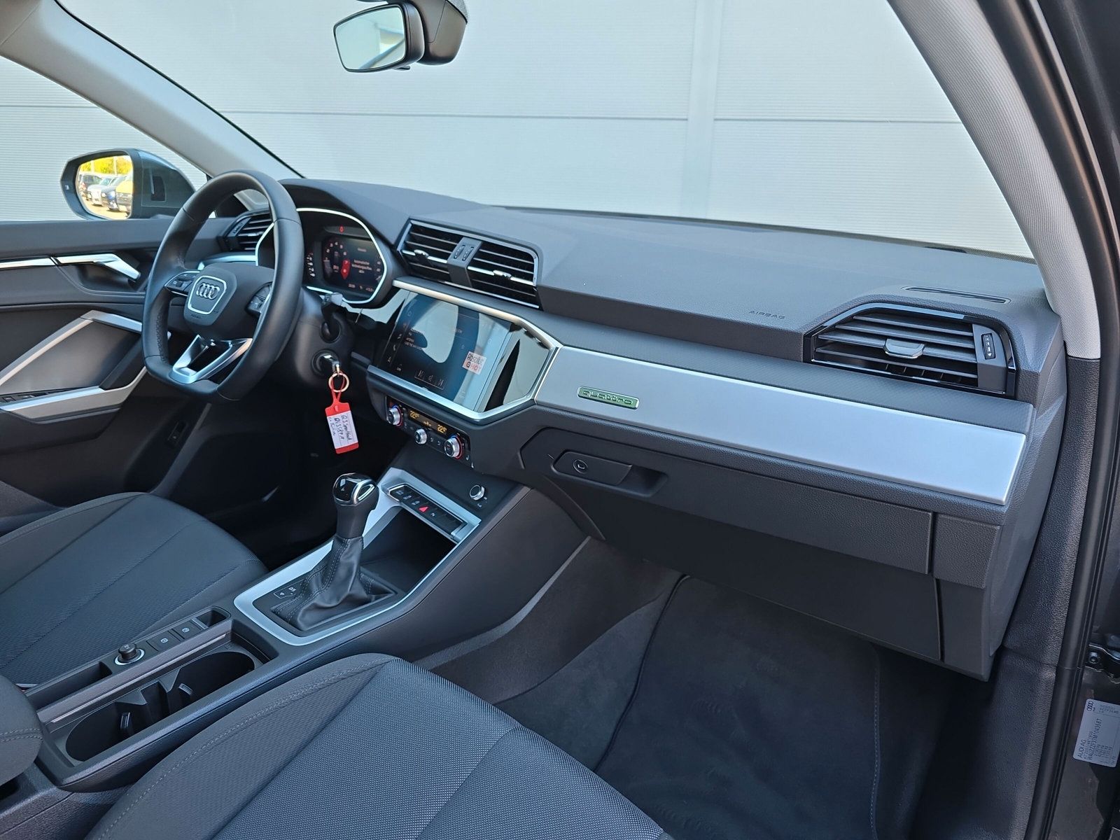 Audi Q3 Sportback 40 TFSI qu S line - Samsaru's Car Outlet