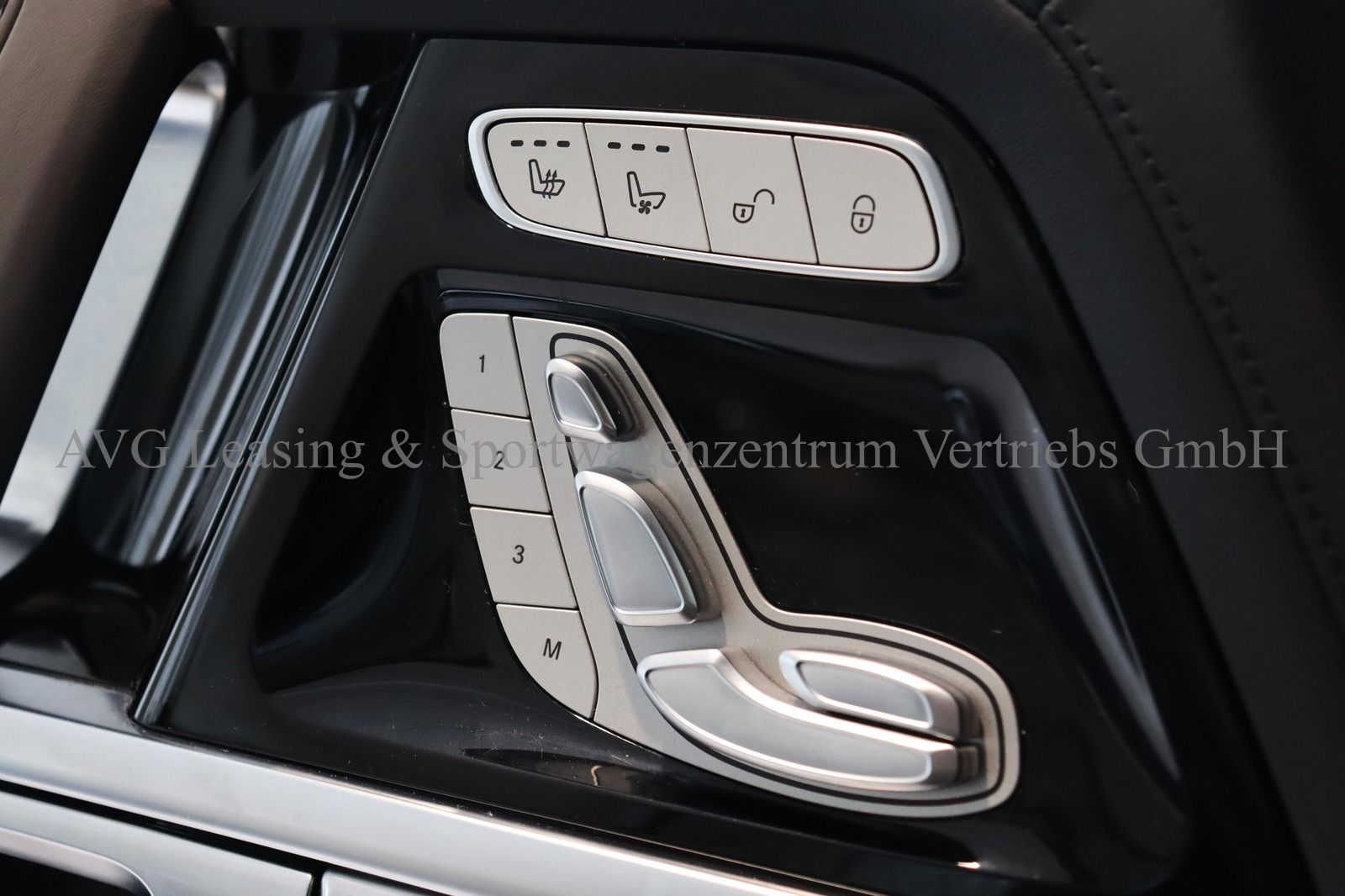 Mercedes-Benz G63 AMG - Samsaru's Car Outlet