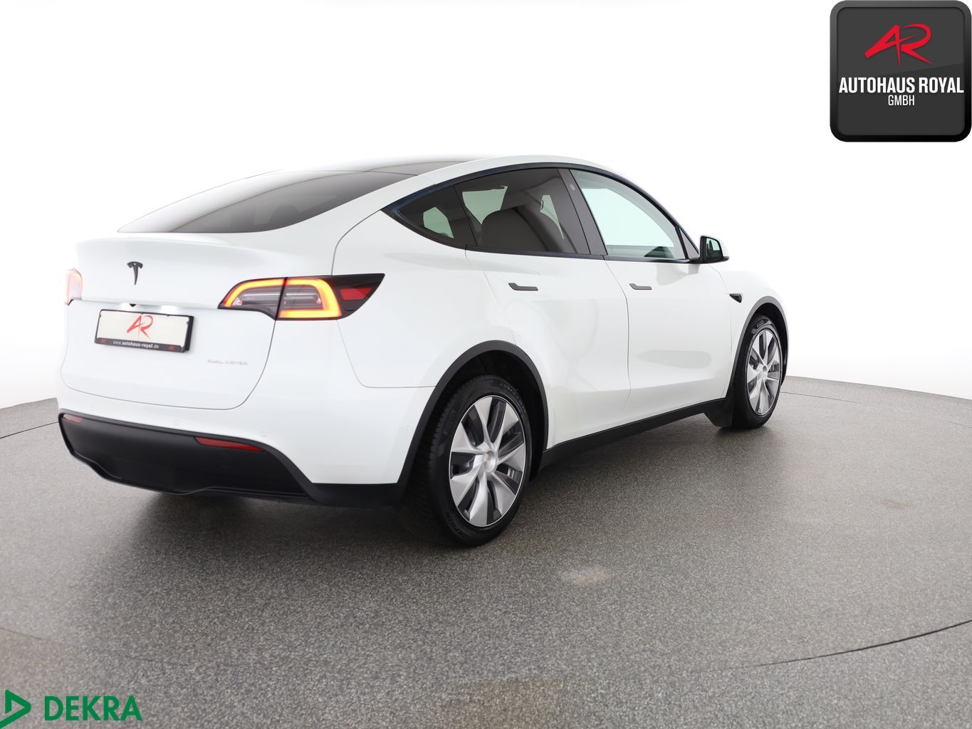 Tesla Model Y Long Range Dual AWD PANO,KEYLESS,360GRAD