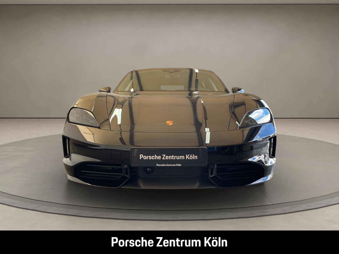 Porsche Taycan GTS Sport Turismo HA-Lenkung InnoDrive