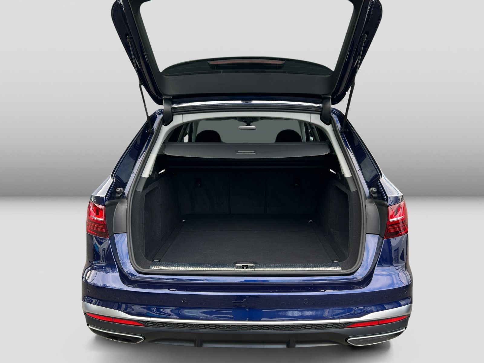 Audi A4 Avant 40 TDI S line - Samsaru's Car Outlet