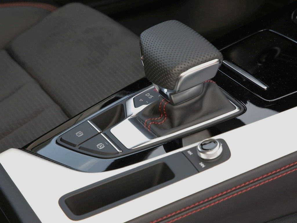 Audi A5 Sportback 45 TFSI S line Competition Pano AHK