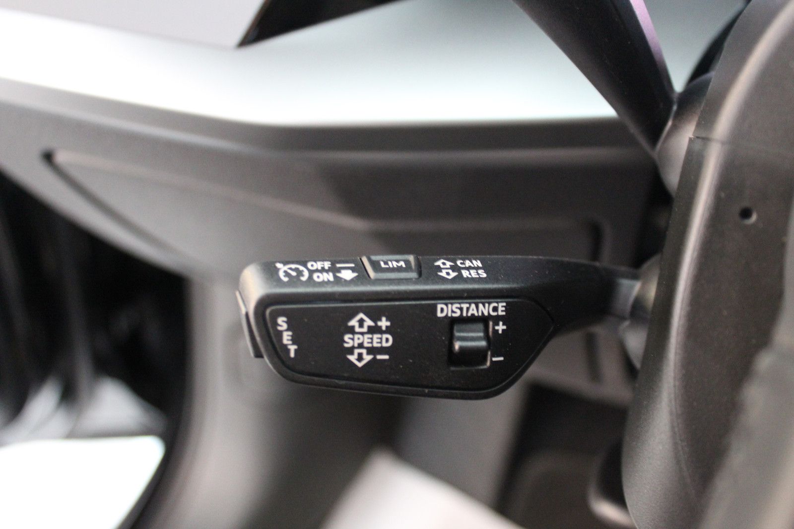 Audi A3 Sportback 40 TDI S tro quattro S line sport - Samsaru's Car Outlet