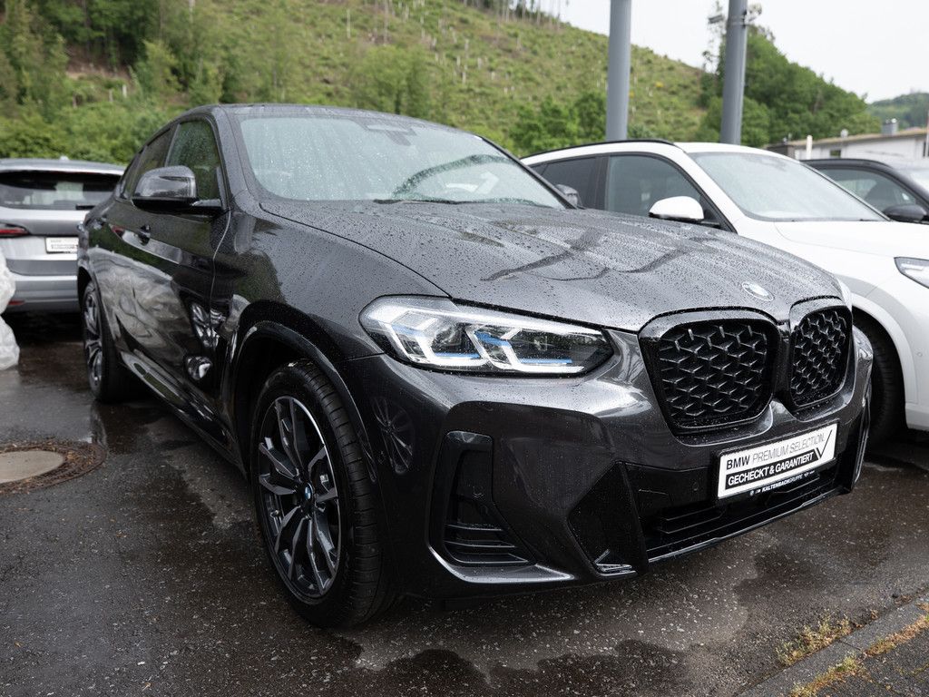 BMW X4 xDrive 30d M-Sport FACEL. PANO AHK HUD LASER