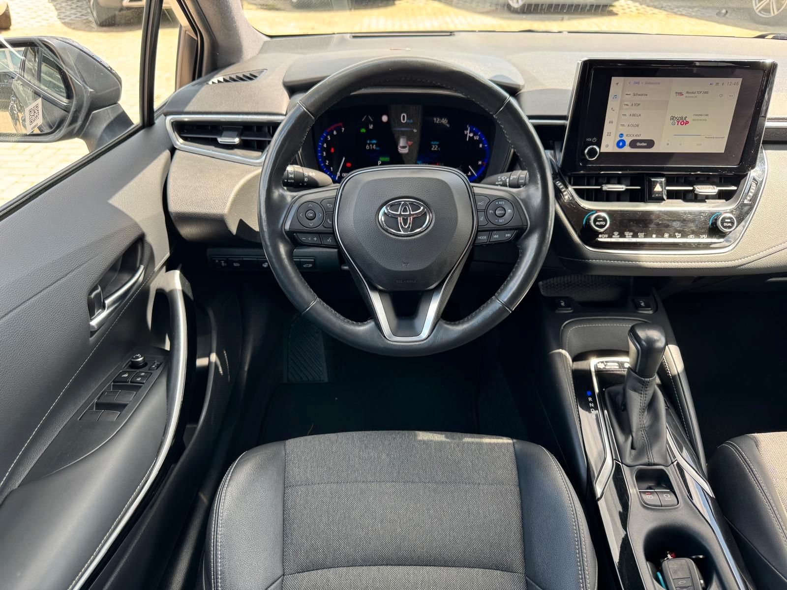 Toyota Corolla 1.8 Touring Sports Hybrid - Samsaru's Car Outlet