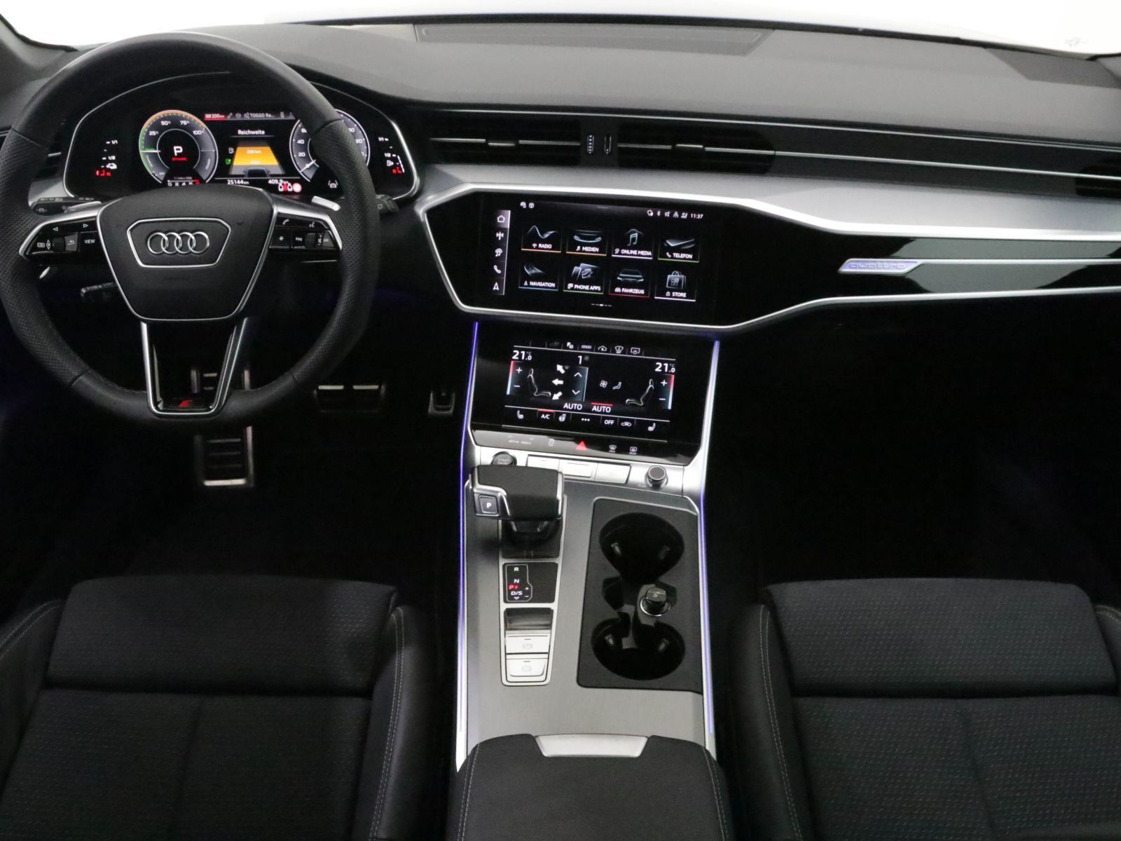 Audi A6 Avant 55 TFSIe quattro S line - Samsaru's Car Outlet