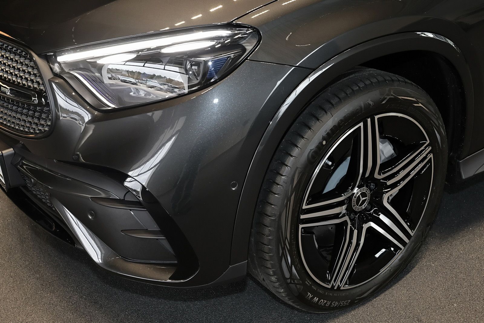Mercedes-Benz GLC 220 d 4M AMG MBUX+360°+DIG-LED+AHK+Night+20"