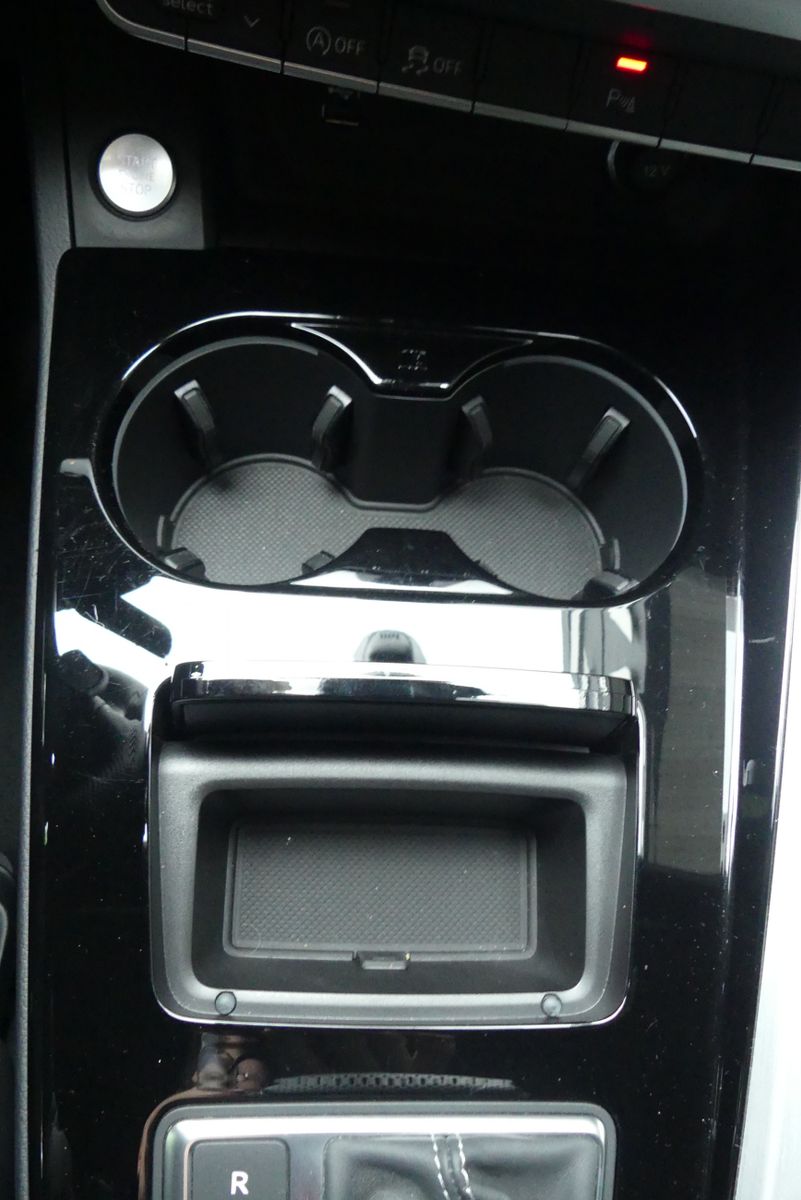 Audi A4 40 TFSI quattro S-Line - Samsaru's Car Outlet