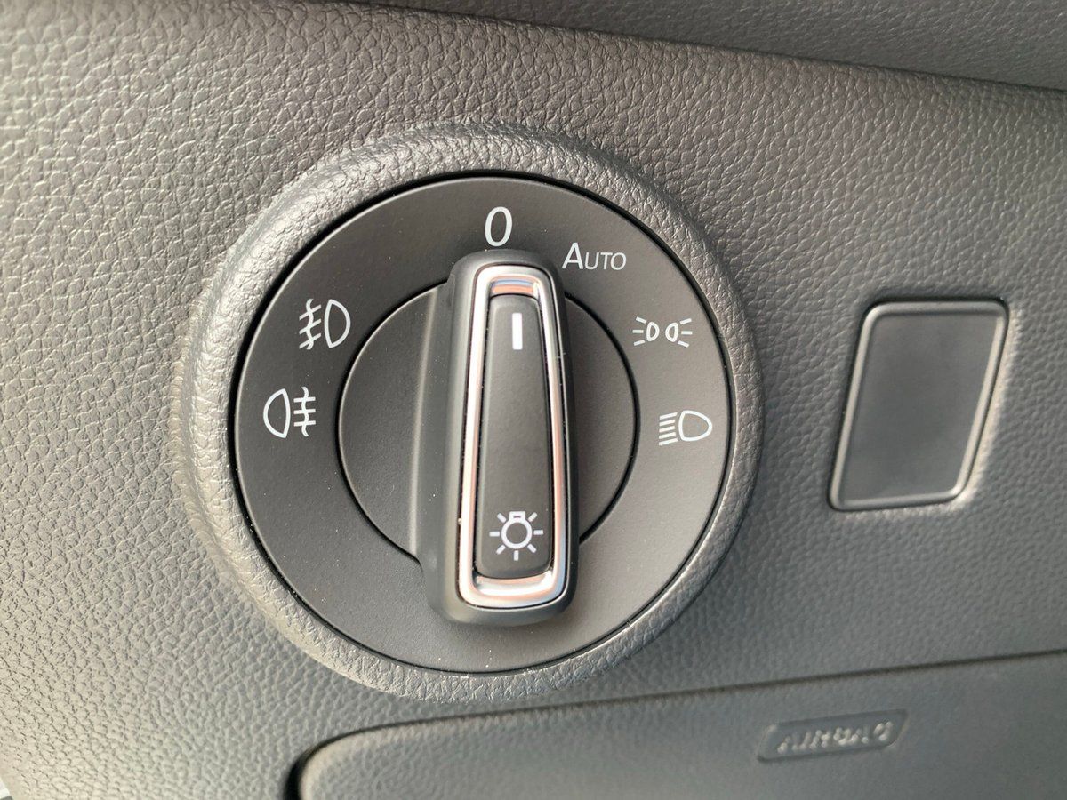 Seat Ateca FR 2.0 TSI DSG 4Drive AHK+NAVI+KAMERA+SHZ+
