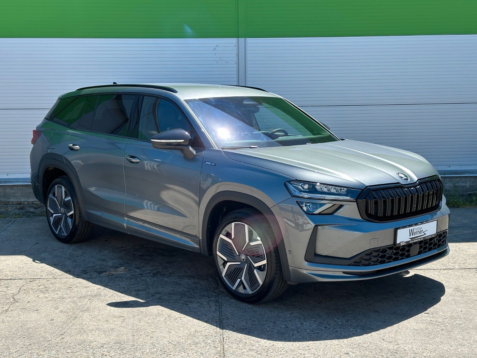 Skoda 193PS 4x4 Sportline 7-Sitze DCC+ eHK LM20"AHK