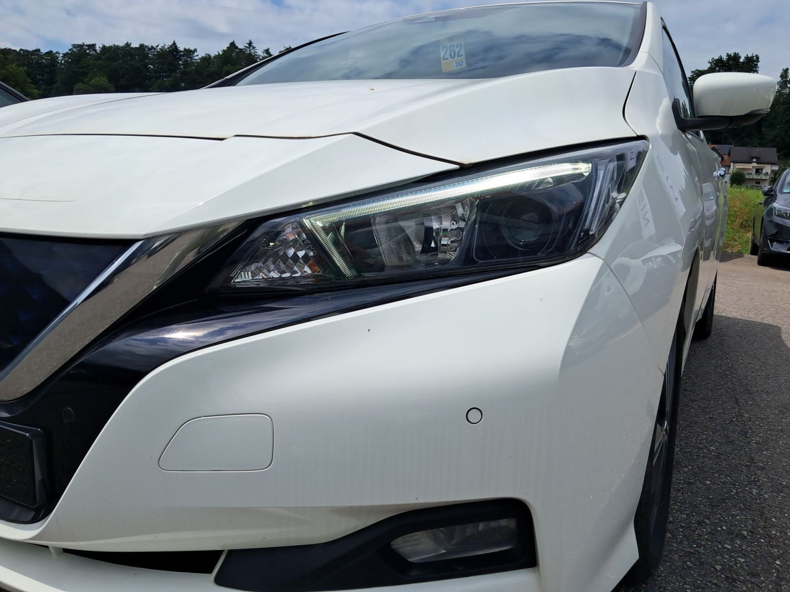 Nissan Leaf 40 - Samsaru's Car Outlet