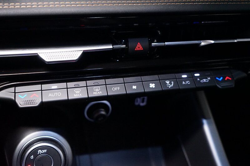 Alfa Romeo Tonale 1.5 VGT Hybrid Ti Aut.*Matrix*Kamera*Keyl