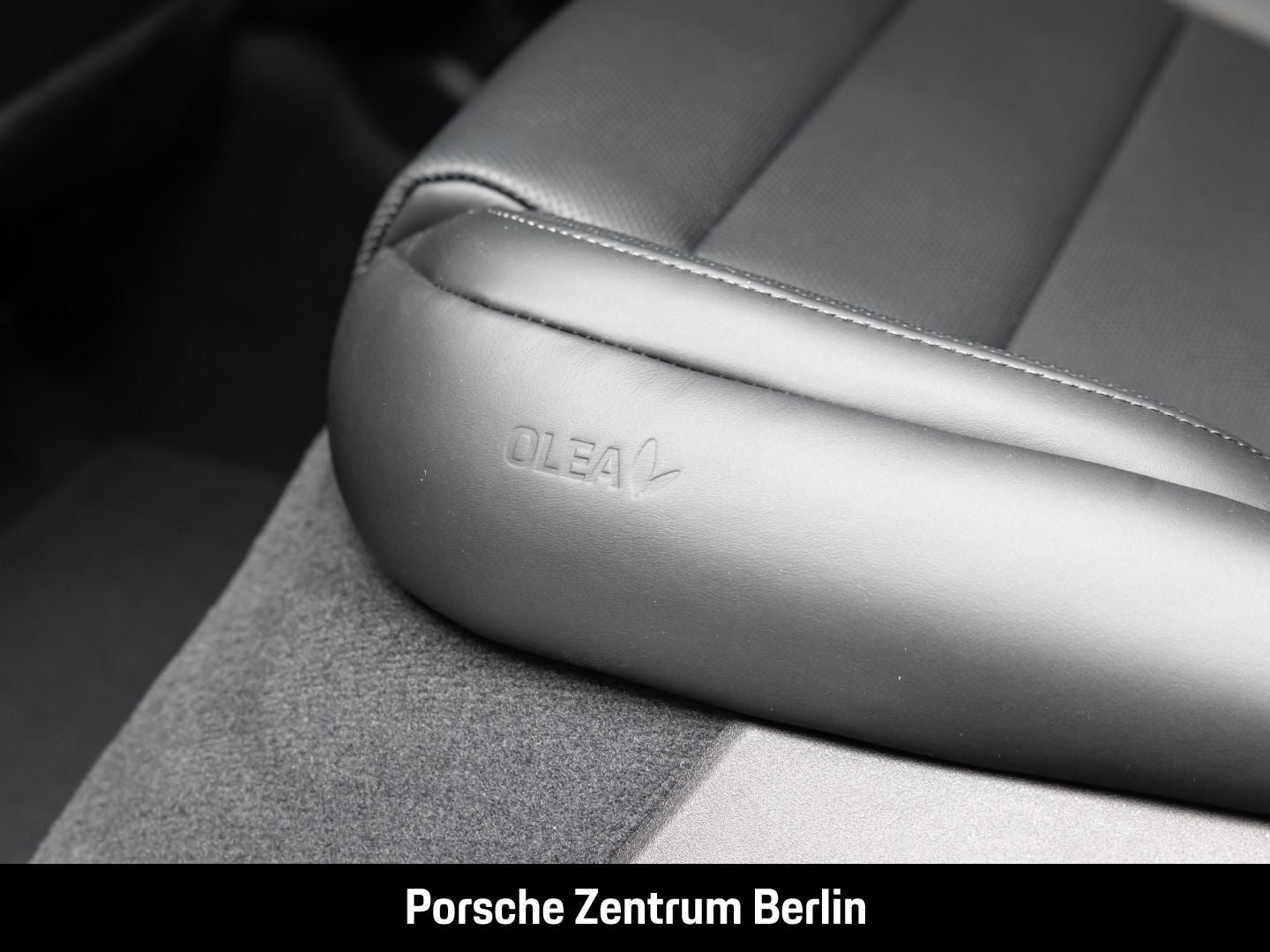 Porsche Taycan 4S Cross Turismo Clubleder Head-Up 21-Zol