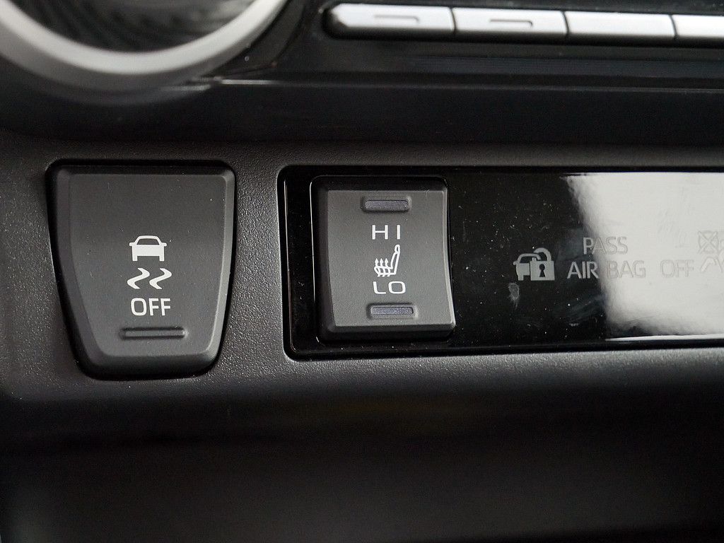 Toyota RAV 4 2.5 Hybrid 4x2 Style KAMERA NAVI ACC LED