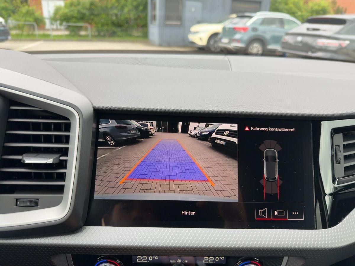 Audi A1 Sportback 30 TFSI S line S tronic LED Kamera