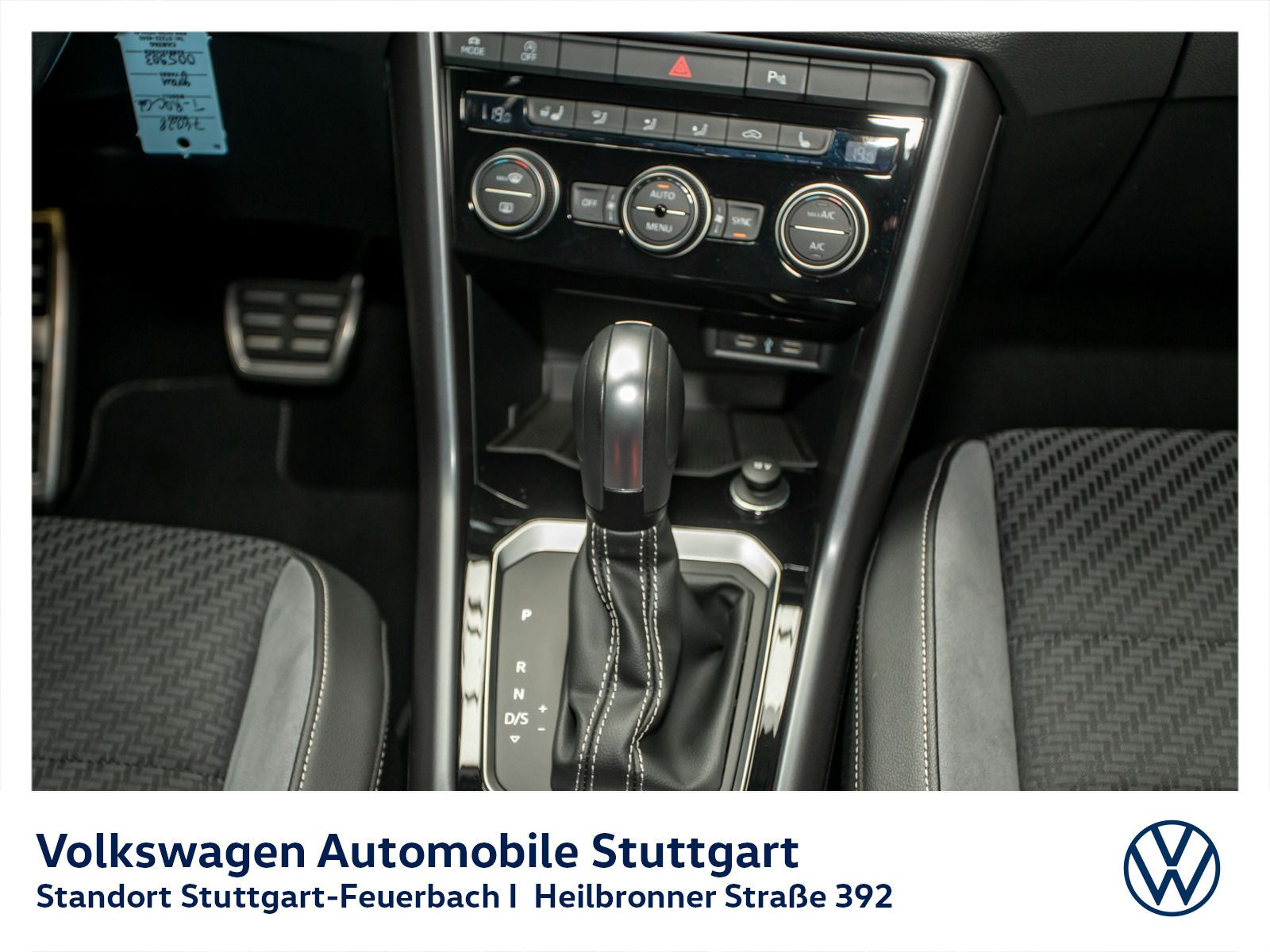 Volkswagen T-Roc R-Line - Samsaru's Car Outlet