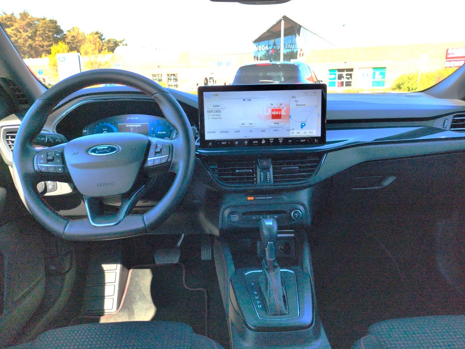 Ford Focus Turnier ST-Line X *NAVI *LED *ACC *AHK *