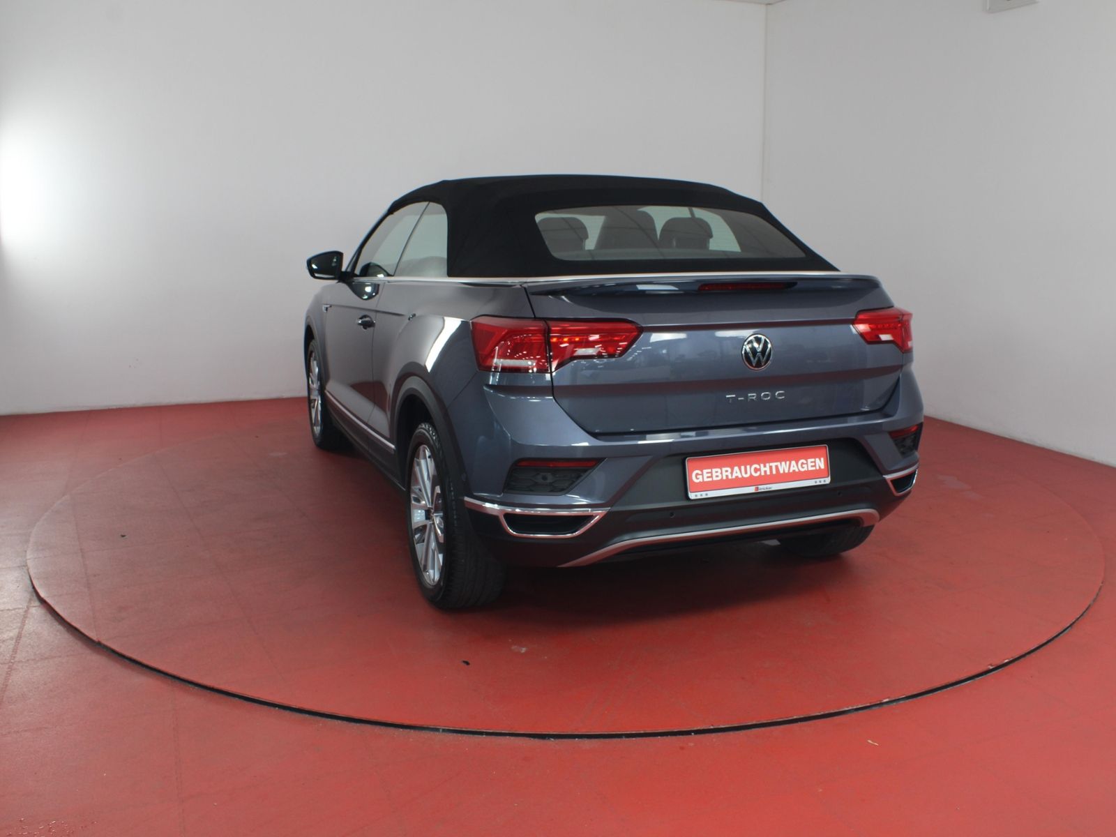 Volkswagen T-Roc 1.0 TSI - Samsaru's Car Outlet