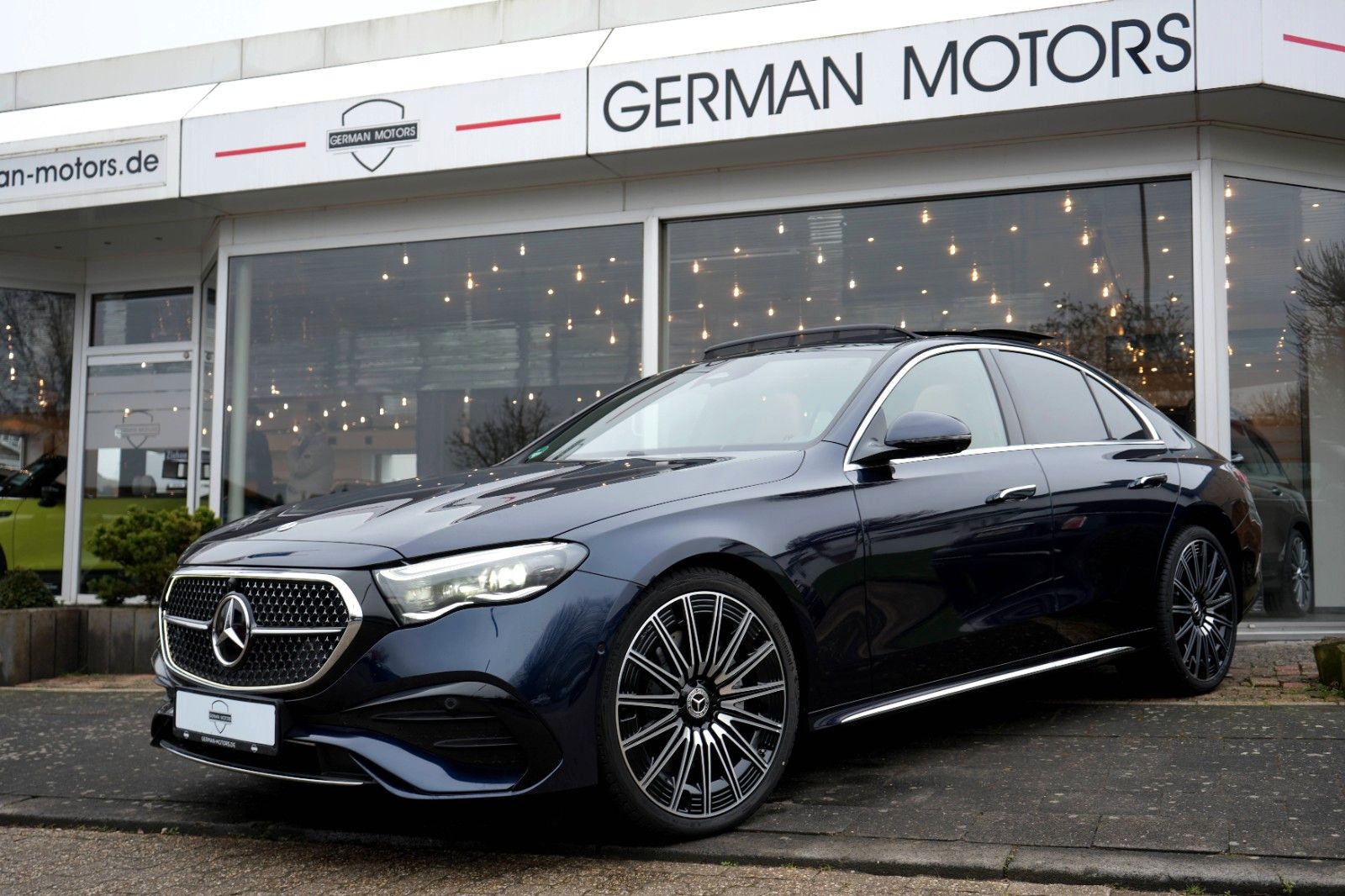 Mercedes-Benz E 200 AMG Premium Plus - Samsaru's Car Outlet