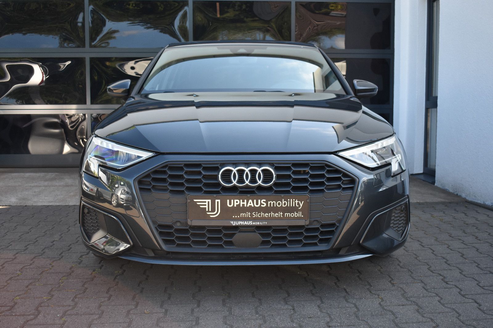 Audi A3 Sportback 30 TFSI S-Tronic - Samsaru's Car Outlet