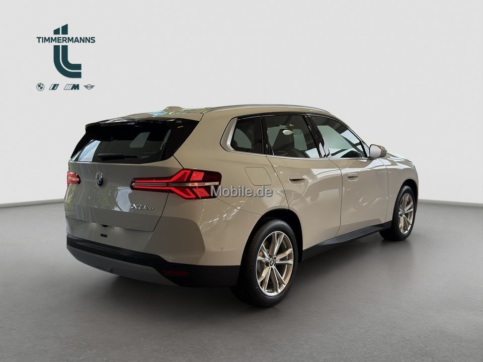 BMW X3 xDrive20 19" PREMIUM + COMFORT PAKET + PANO.