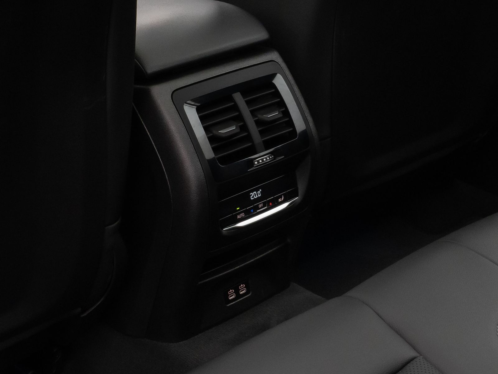 BMW X3 xD30e Panorama Kamera DAB HiFi Lenkrhz Sport