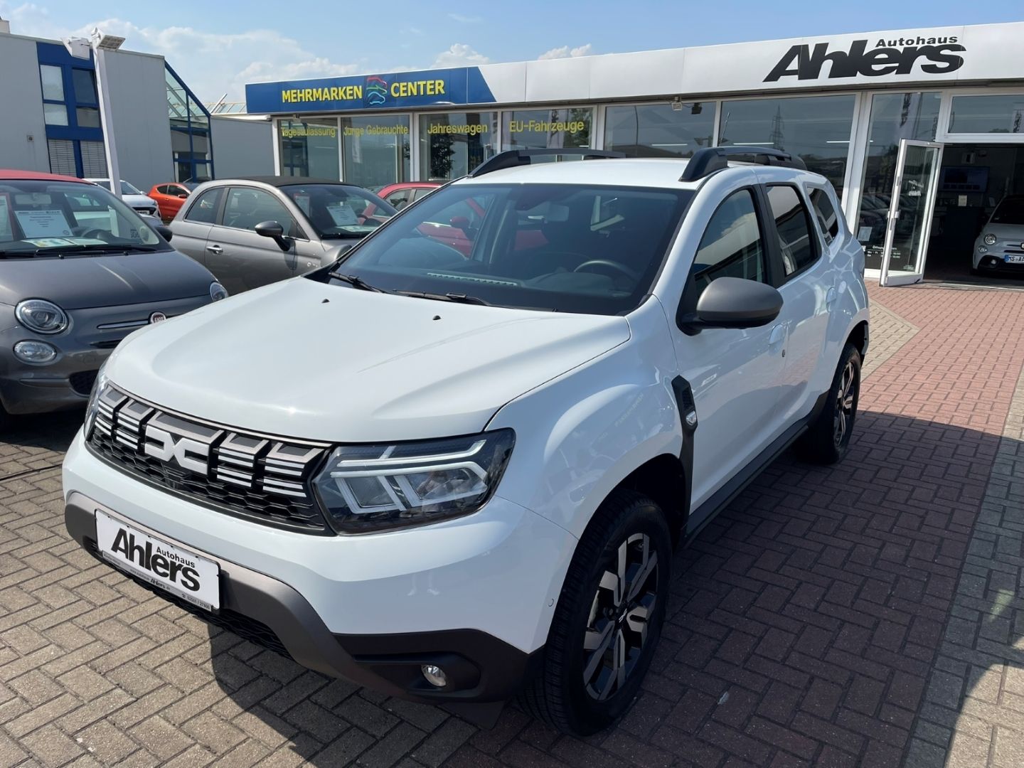 Dacia Duster Journey - Samsaru's Car Outlet