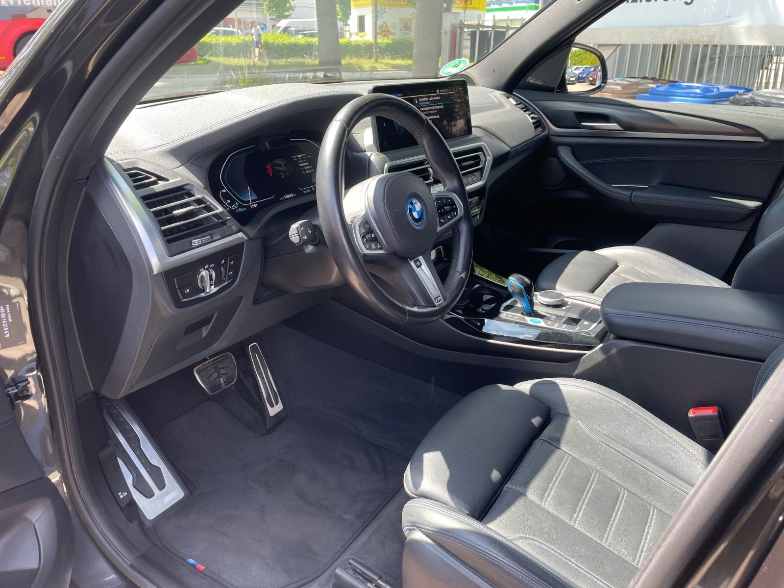 BMW iX3 Impressive*Panora*Head*360°*Laser*AHK*Kardon