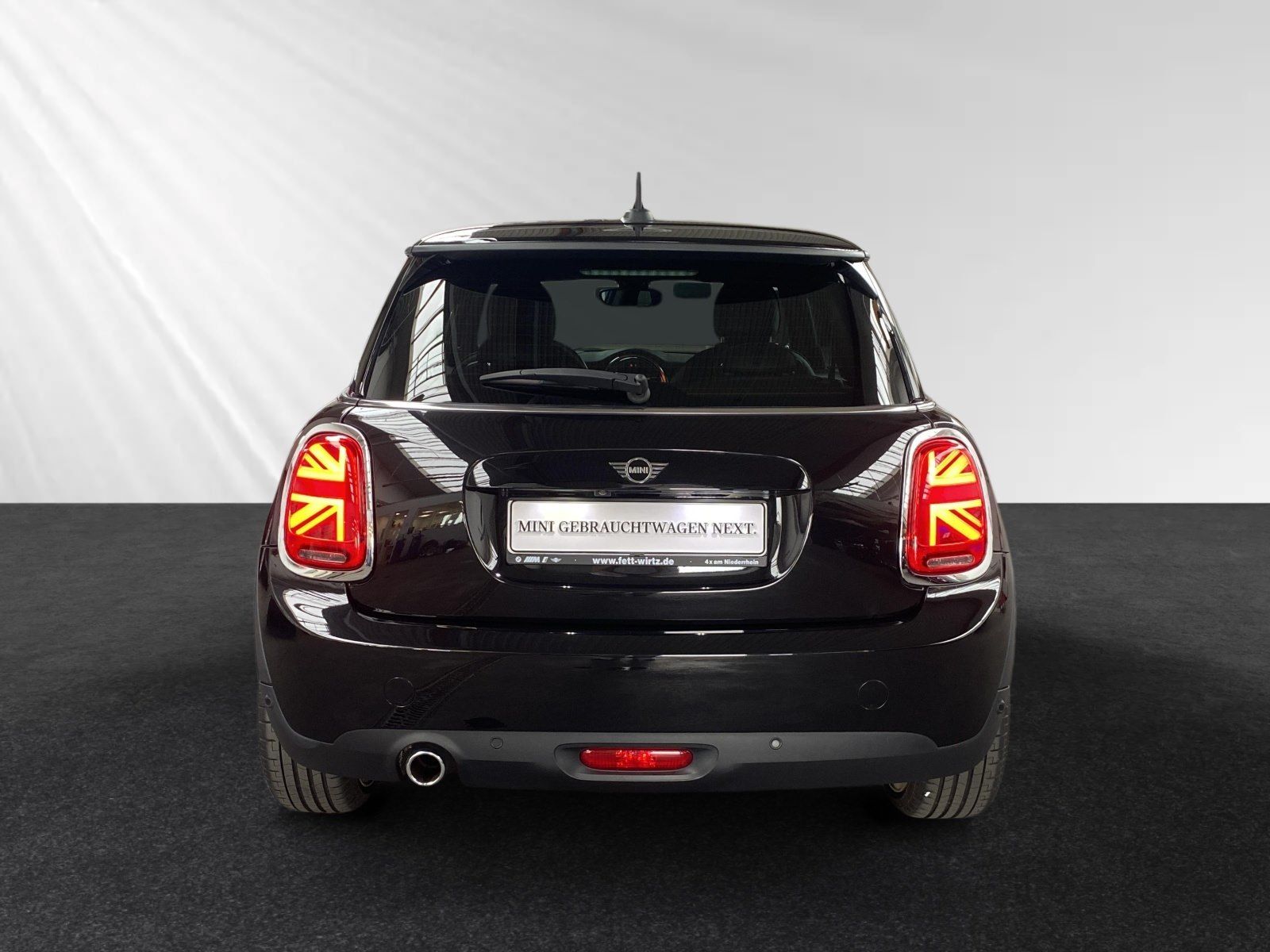 MINI Cooper - Samsaru's Car Outlet