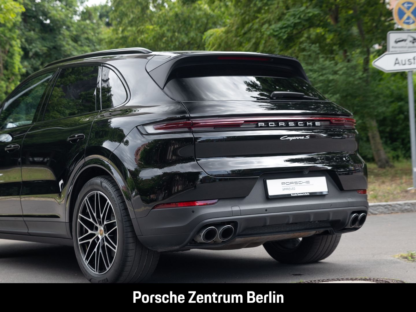 Porsche Cayenne S BOSE Panorama Luftfederung LED-Matrix