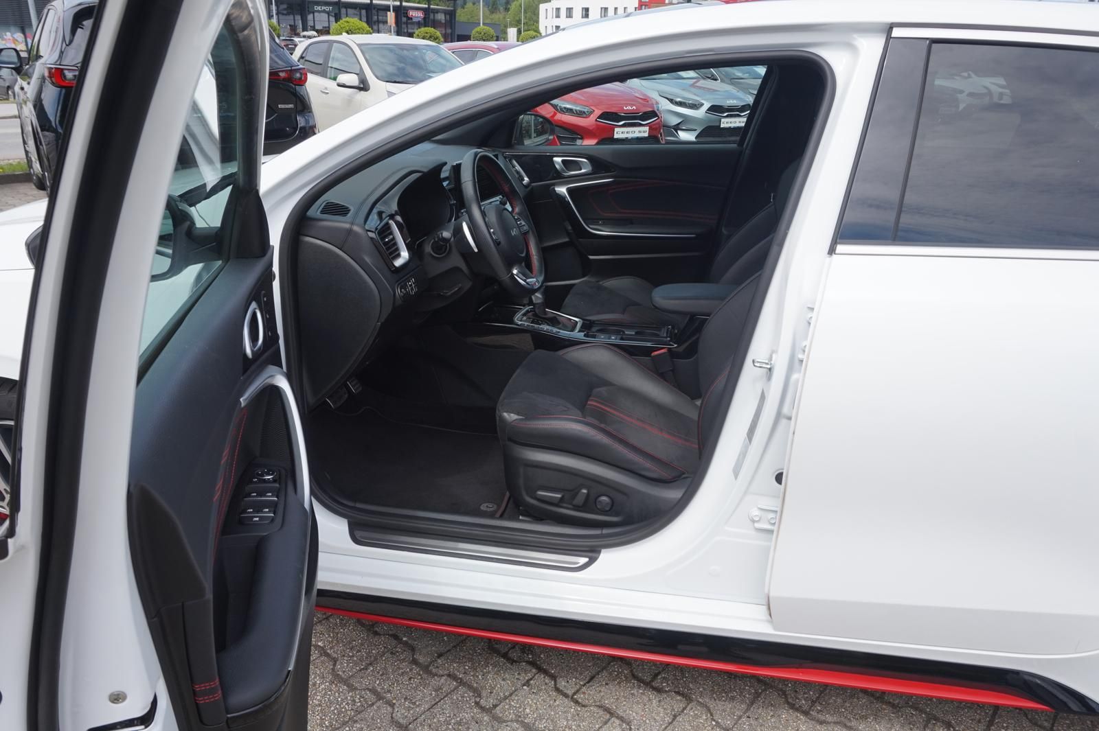 Kia ProCee'd 1.6 TGDI DCT GT - Samsaru's Car Outlet
