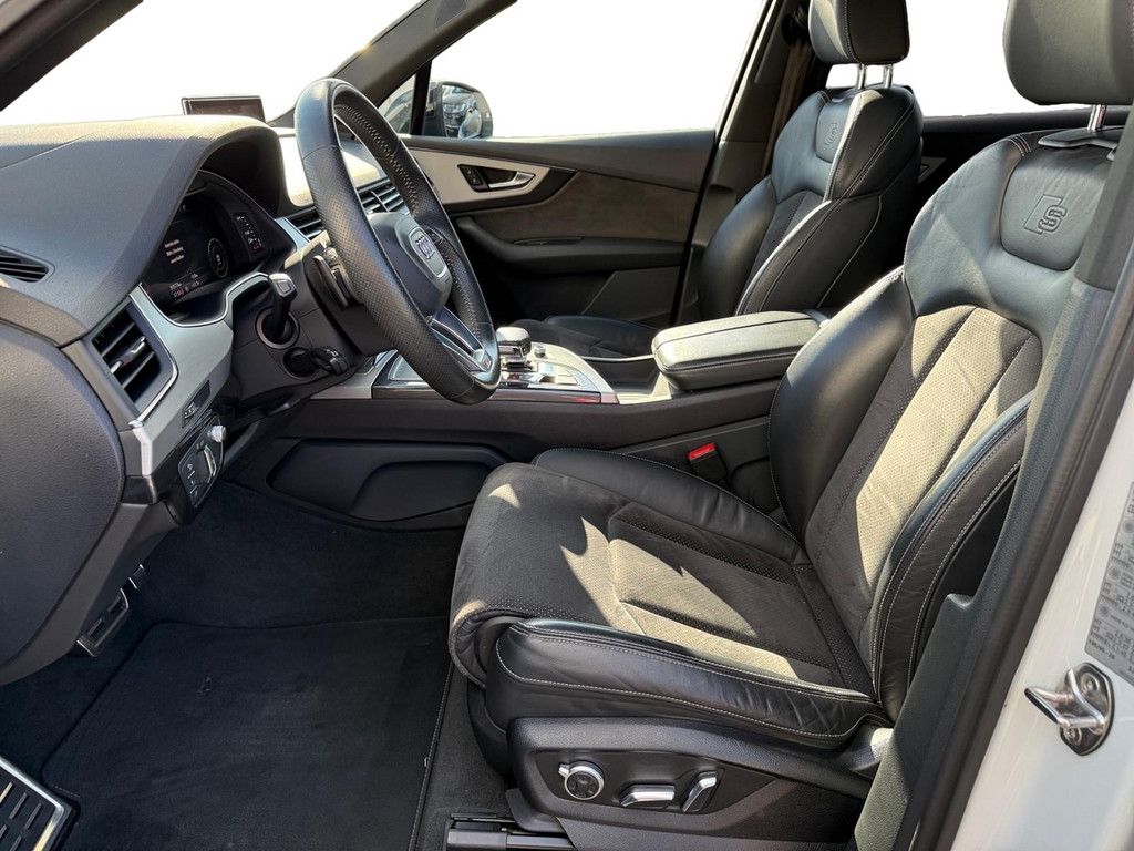 Audi Q7 50 TDI quattro +s line+AHK+Pano+BOSE+7 Sitzer