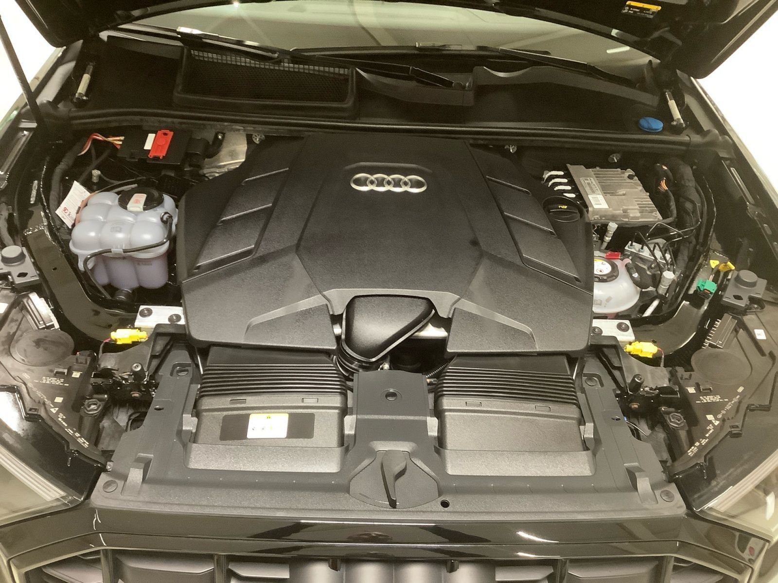 Audi Q7 55 TFSI e quattro tiptronic,AHZV,Luft,Matrix
