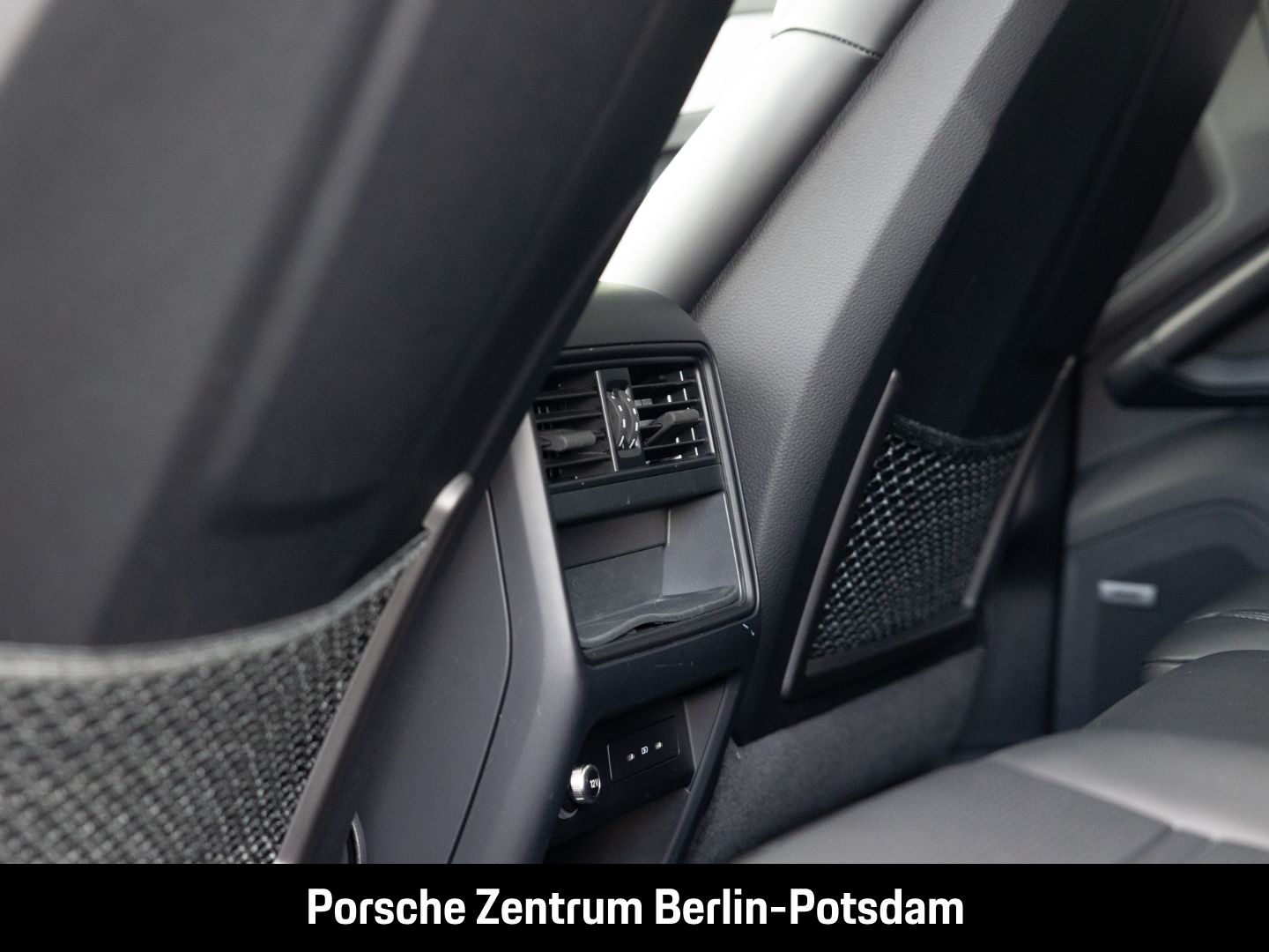 Porsche Cayenne E-Hybrid BOSE InnoDrive Panoramadach LED