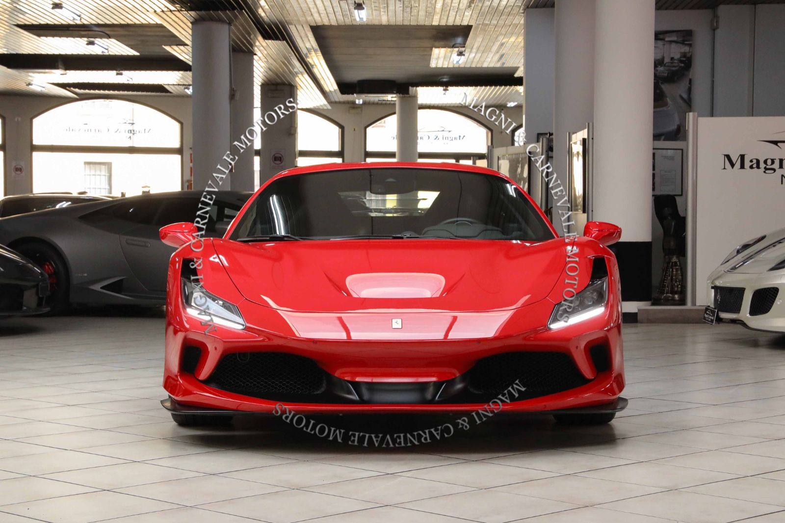 Ferrari F8 Tributo - Samsaru's Car Outlet