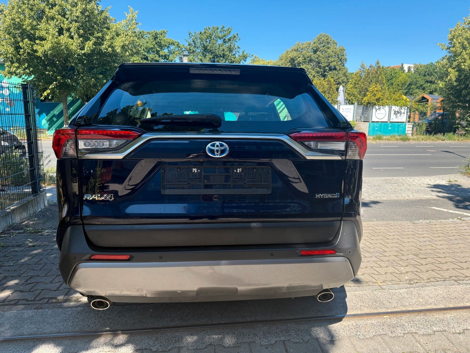 Toyota RAV 4 RAV4 Hybrid 4x2 Business Edition - Samsaru's Car Outlet