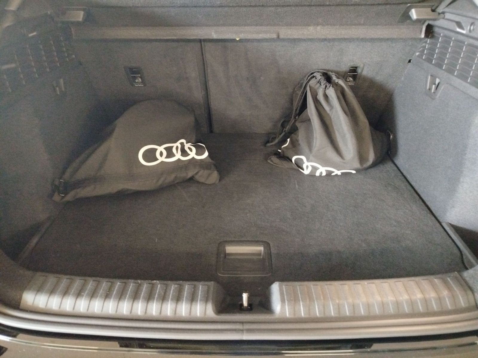 Audi A3 Sportback 40 TFSI e S tronic - Samsaru's Car Outlet