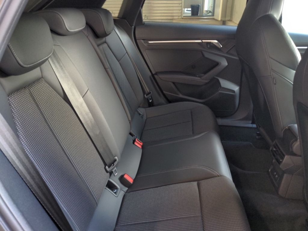 Audi A3 Sportback 40TFSIe S tronic S line LED Navi Re