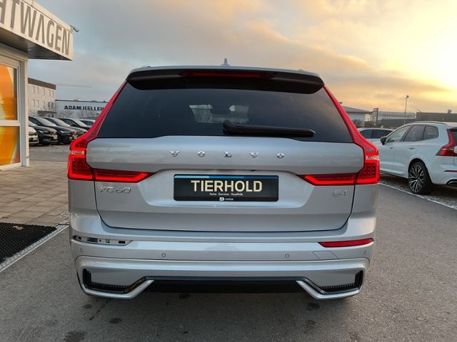 Volvo XC60 B4 Plus Dark 2WD ACC PANO 360° Allwetter