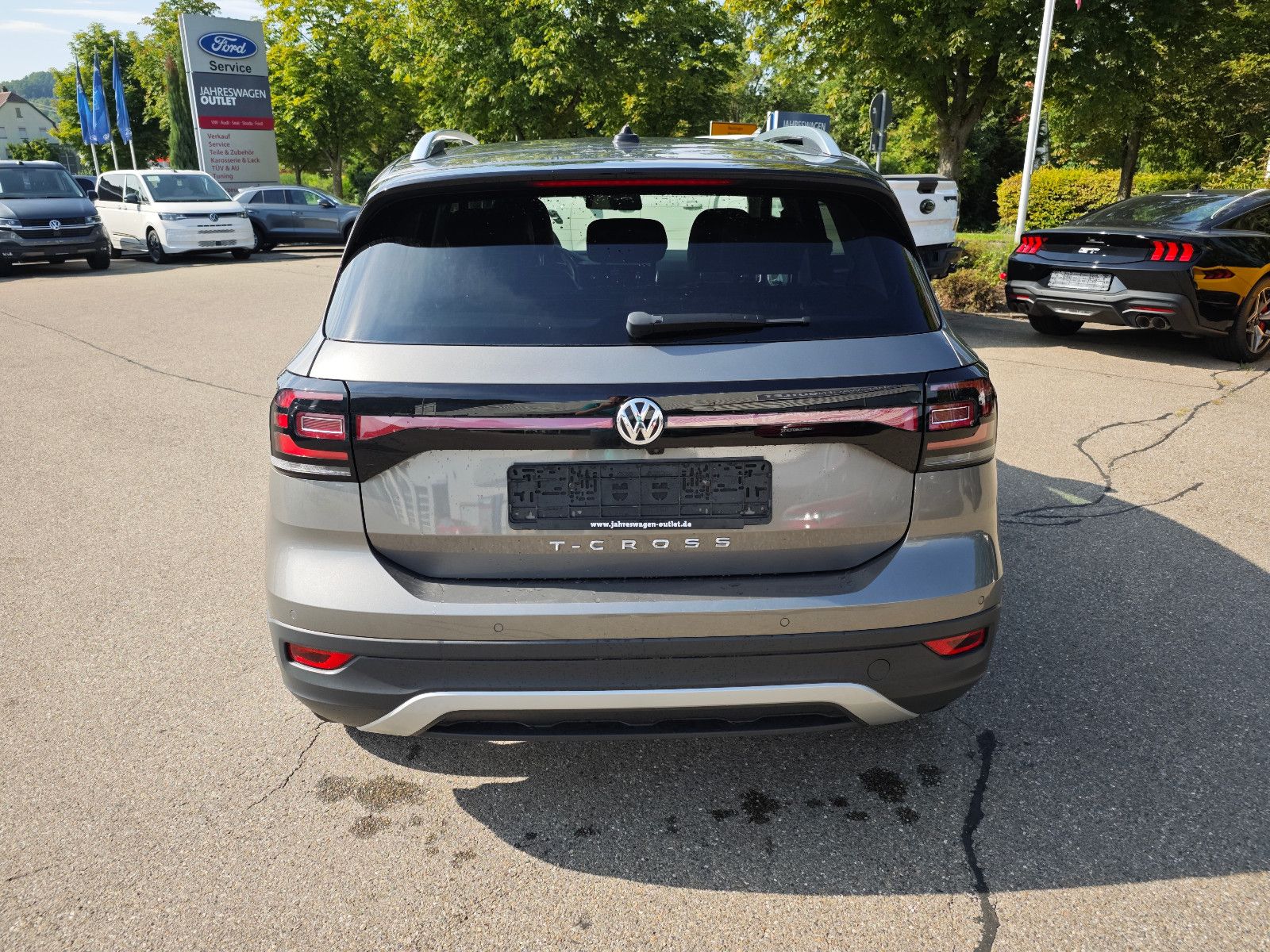 Volkswagen T-Cross Highline - Samsaru's Car Outlet