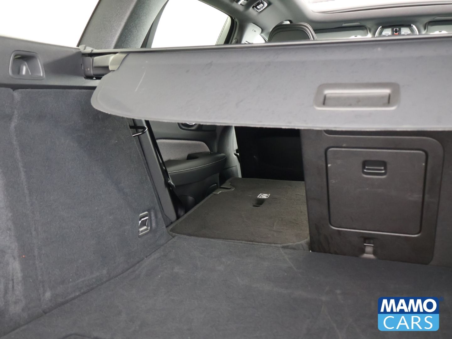 Volvo V60 T6 Recharge AWD Plus Dark Plug-In Hybrid