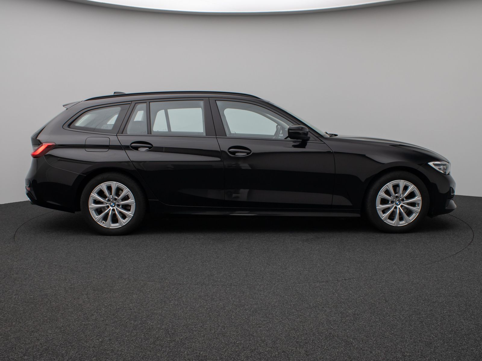 BMW 320d Sport - Samsaru's Car Outlet
