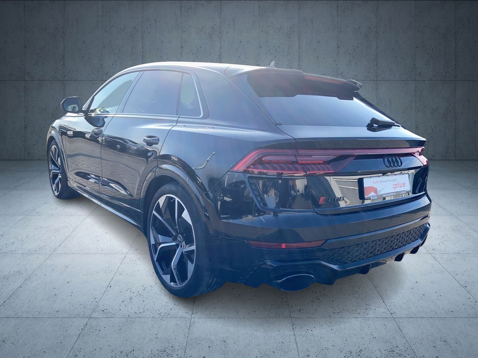 Audi RS Q8 SUV tiptr Matrix Pano HUD ACC 360 3xKlima
