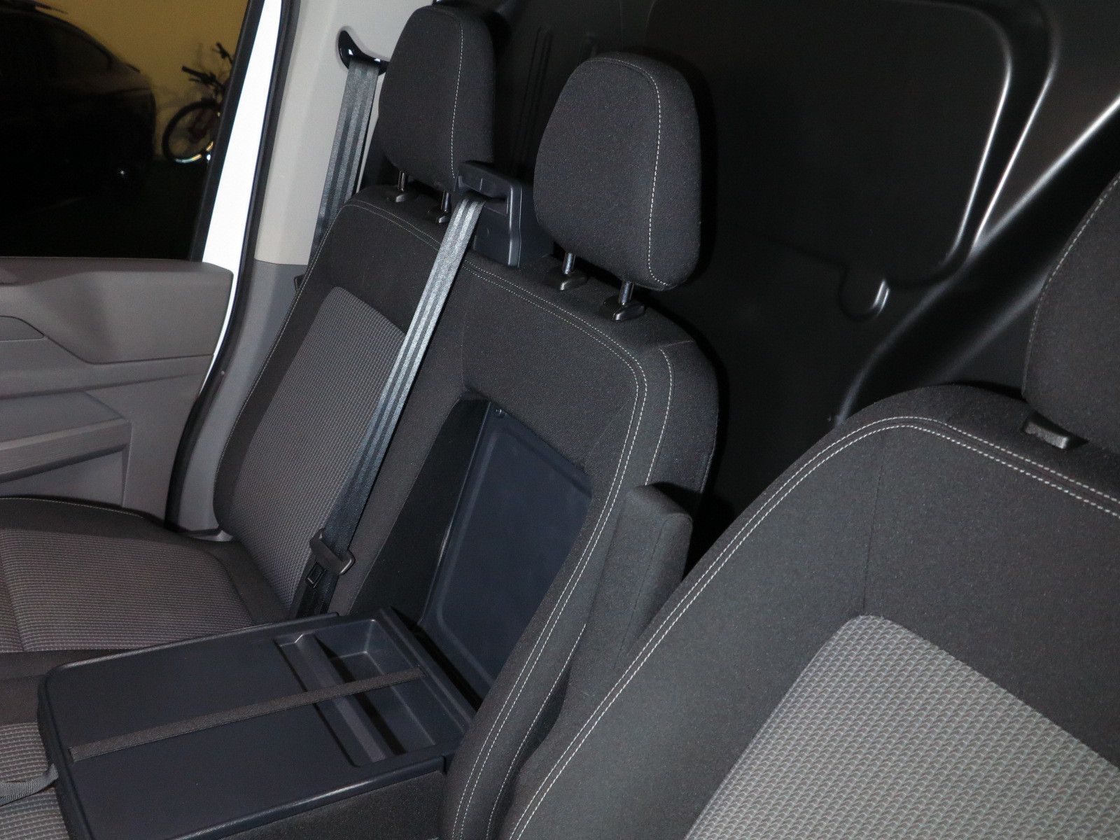 Volkswagen T7 Transporter Kasten TDI2.0 SCR Lang 3Si FlüTür